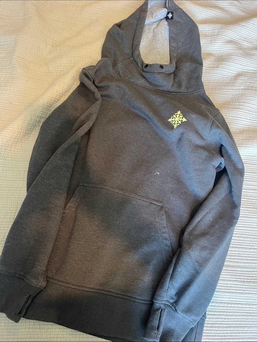 Ski the East size small sweatshirt